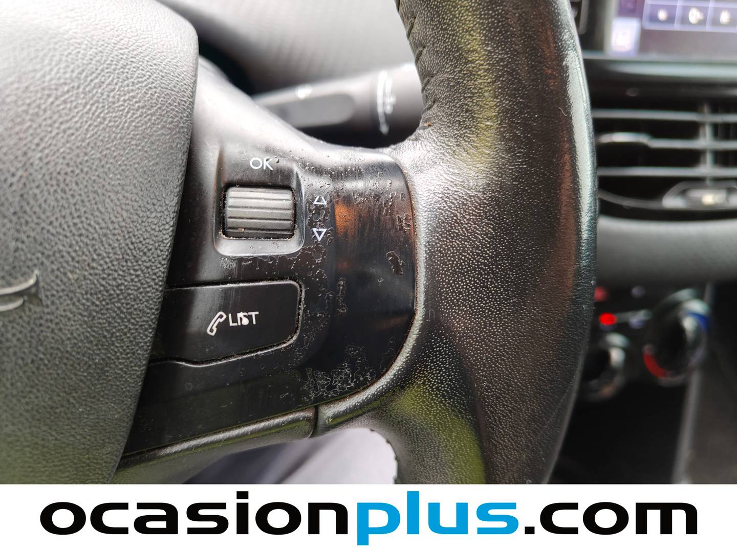 Peugeot 208 Peugeot 208 1.2L PureTech Style (82 CV) de ocasión