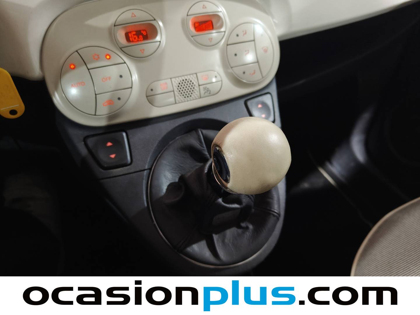 Foto Fiat 500 Fiat 500 1.2 8v Lounge (69 CV)