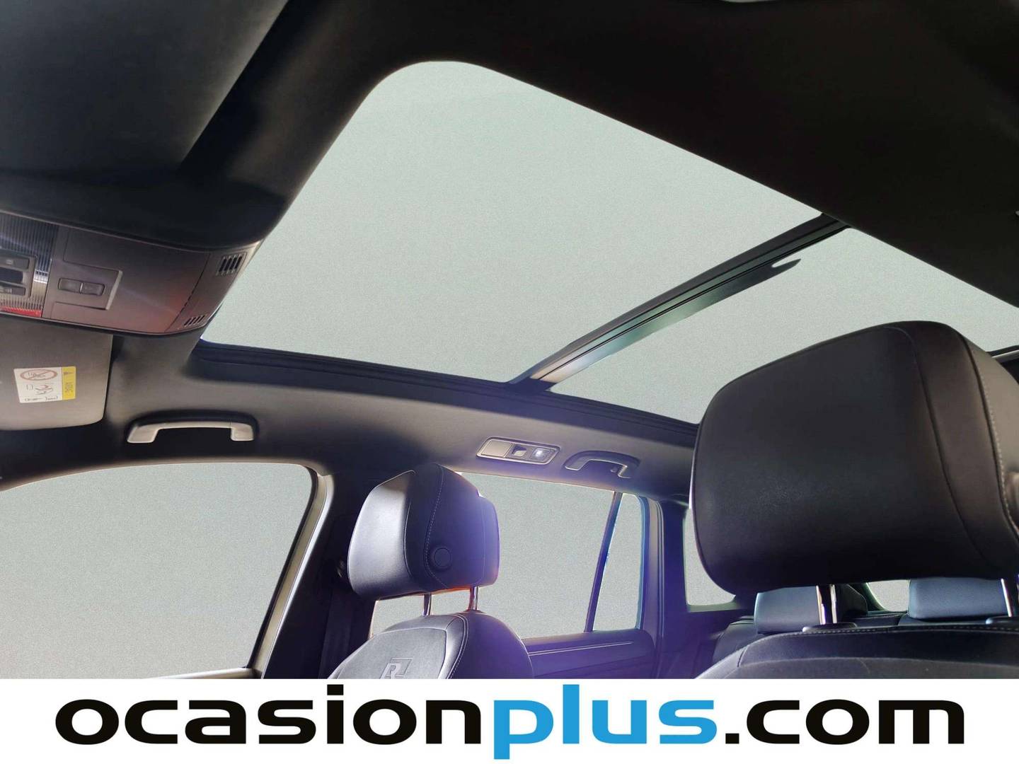 Extras y acabados del Volkswagen Tiguan Volkswagen Tiguan Sport 2.0 TDI (150 CV) DSG Pack R-Line