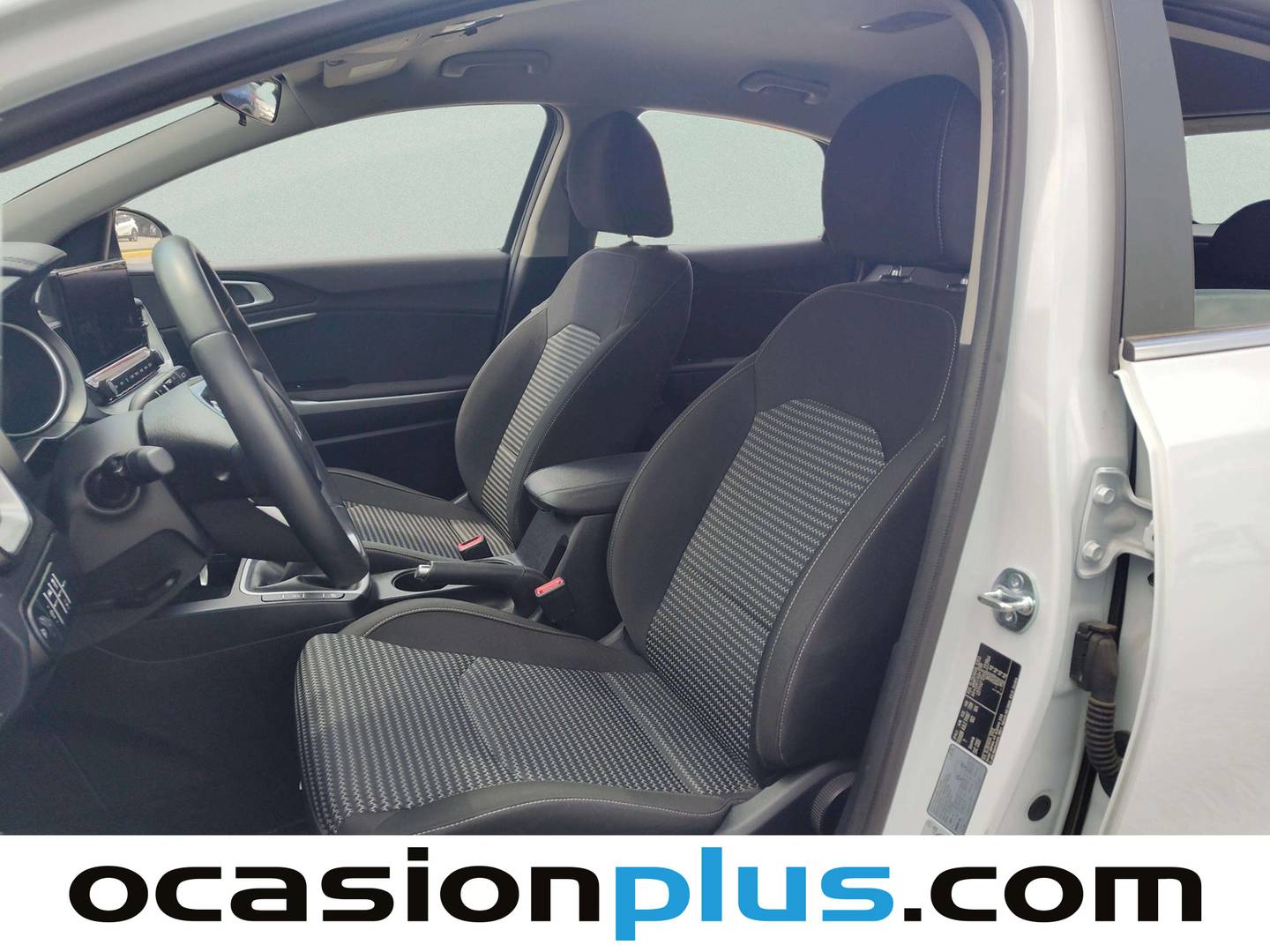Foto asientos delanteros KIA XCeed KIA XCeed 1.0 T-GDi Drive (100 CV)