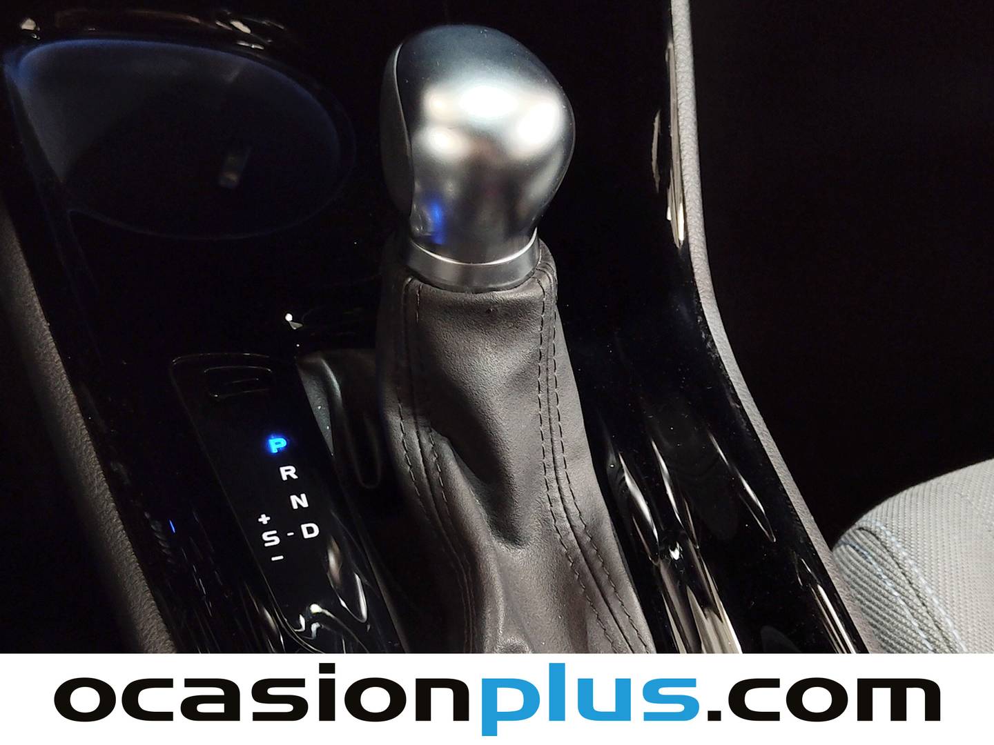 Toyota C-HR Toyota C-HR 180H Advance (184 CV) de segunda mano