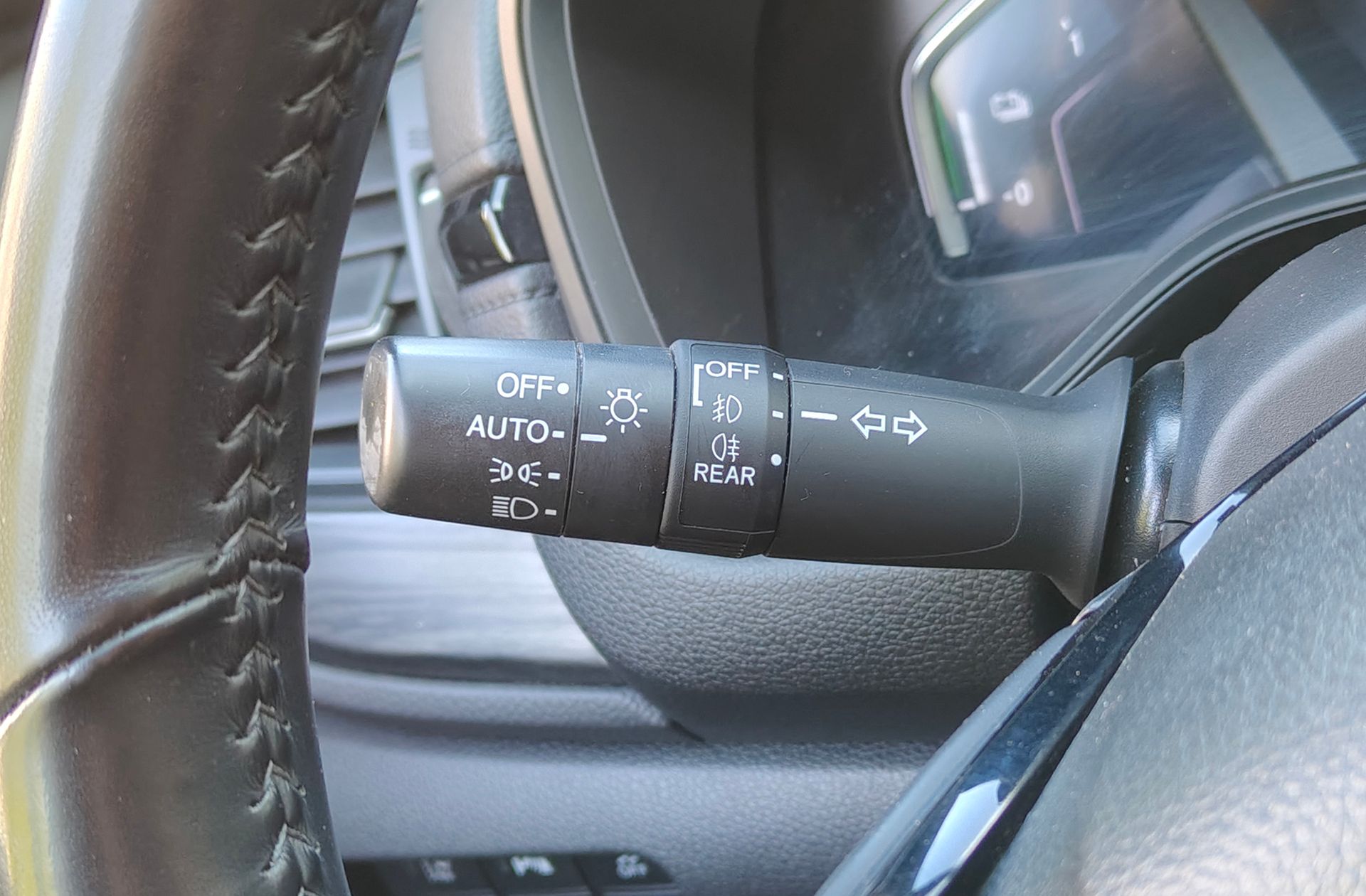 Honda CR-V 2.0 i-MMD Sport Line 4x2 - foto 24