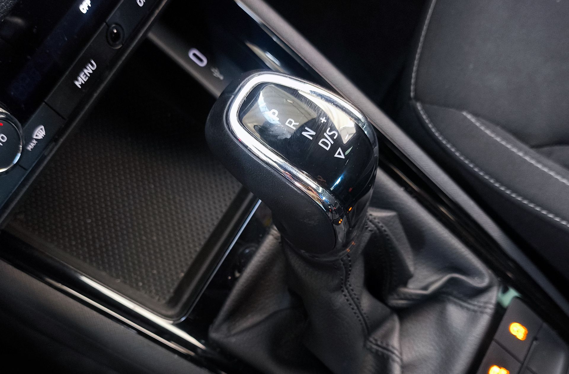 Škoda Kamiq 1.5 TSI Sport DSG - foto 5