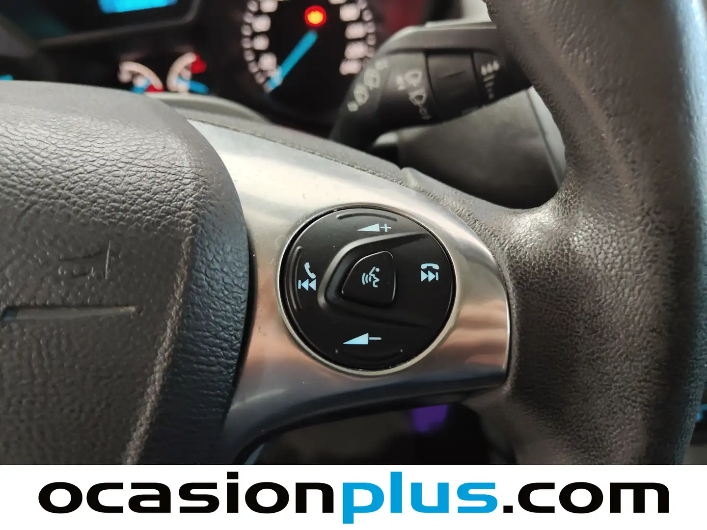 Foto Ford Tourneo Connect Ford Tourneo Connect 1.5 TDCI Titanium (120 CV)