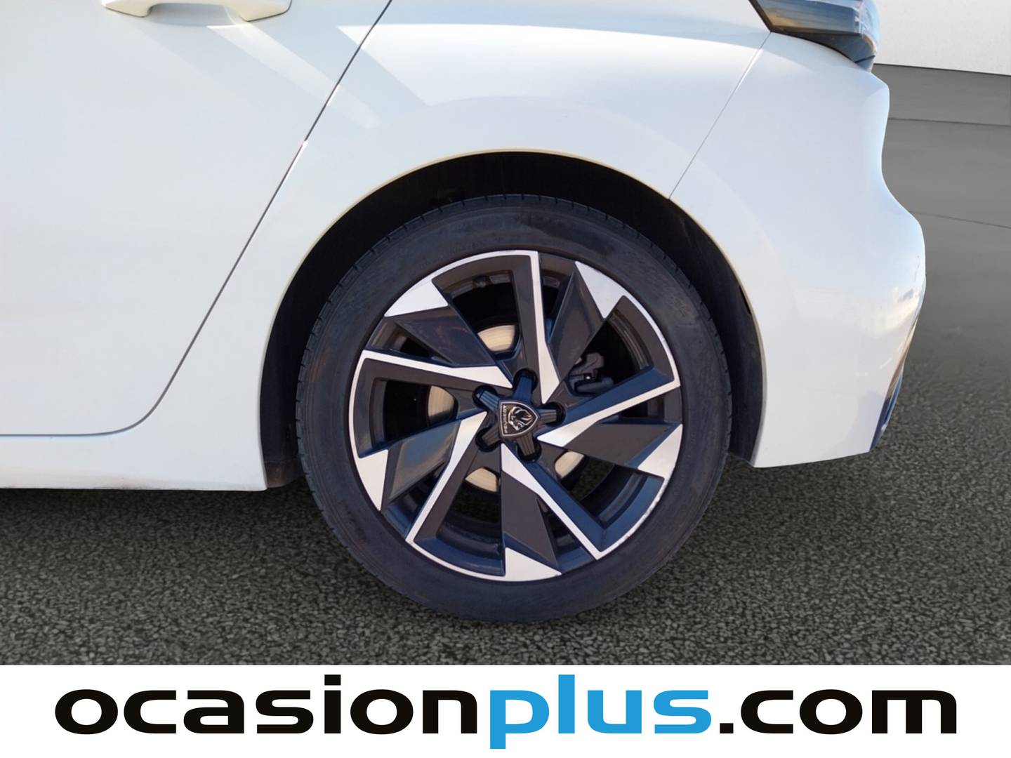 Foto Peugeot 308 Peugeot 308 PureTech 130 S&S Allure Pack EAT8  (130 CV)