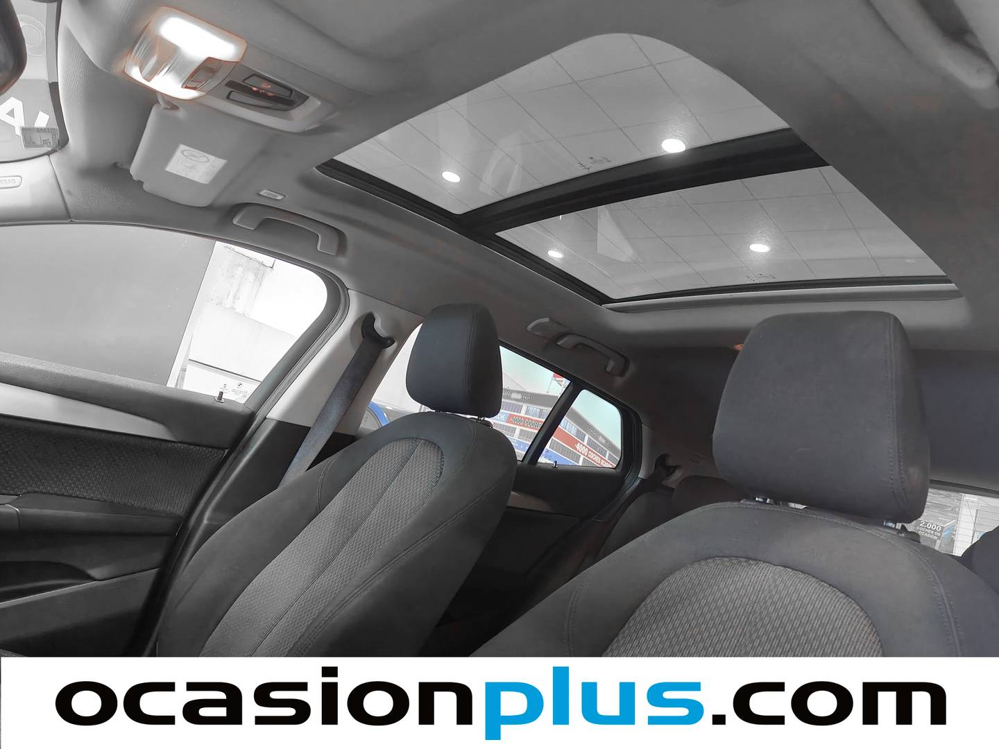 Foto BMW X2 BMW X2 sDrive18i (140 CV)