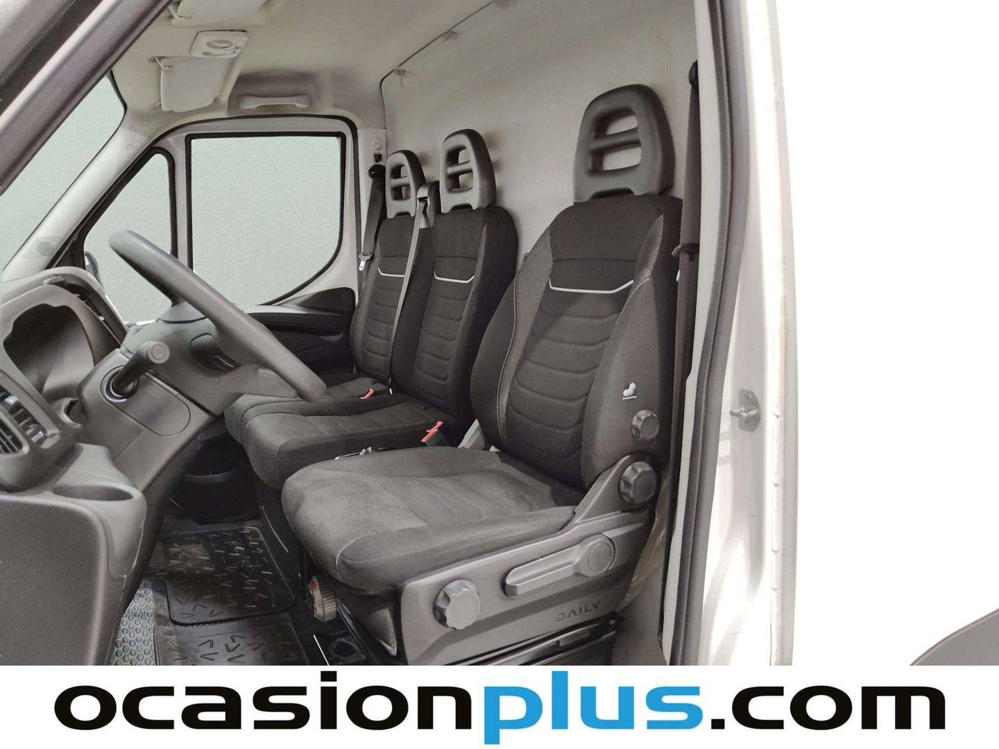 Iveco Daily Iveco Daily Furgon  35S 16 V 3520/H2 A8 (156 CV) 156cv