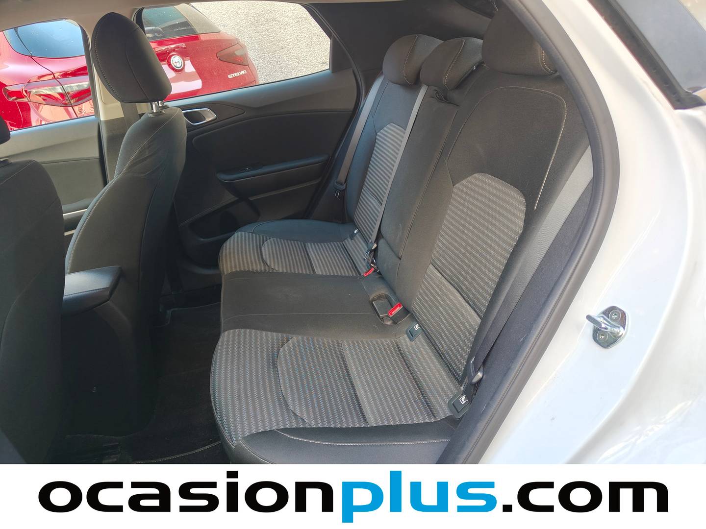 Foto asientos traseros KIA XCeed KIA XCeed 1.0 T-GDi Drive (120 CV)