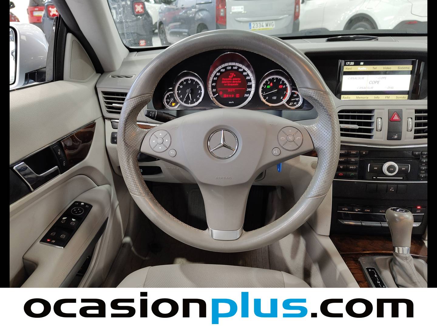 Foto Mercedes Clase E Mercedes-Benz Clase E E 200 CGI Coupe Blue Efficiency Avantgarde (184 CV)