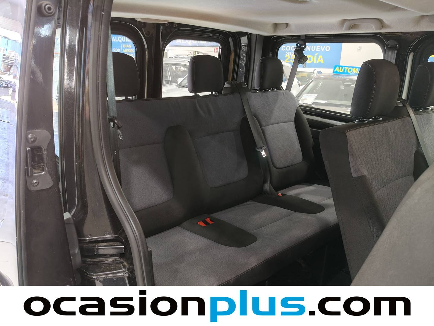 Extras y acabados del Opel Vivaro Opel Vivaro 1.6CDTI S/S L1 2.7t Combi-9 Plazas (125CV)