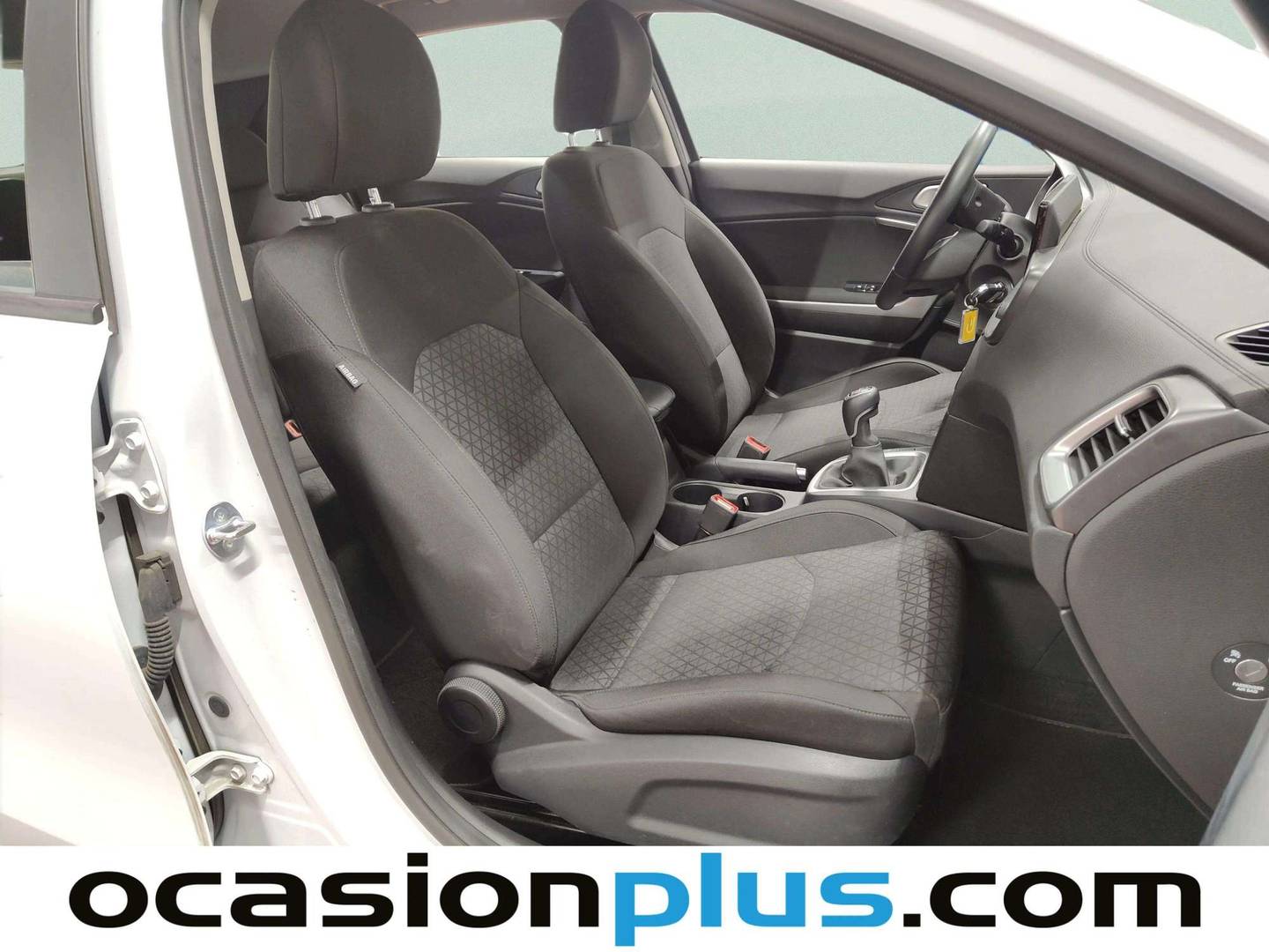 KIA Ceed KIA Ceed 1.0 T-GDi Concept (100 CV) manual