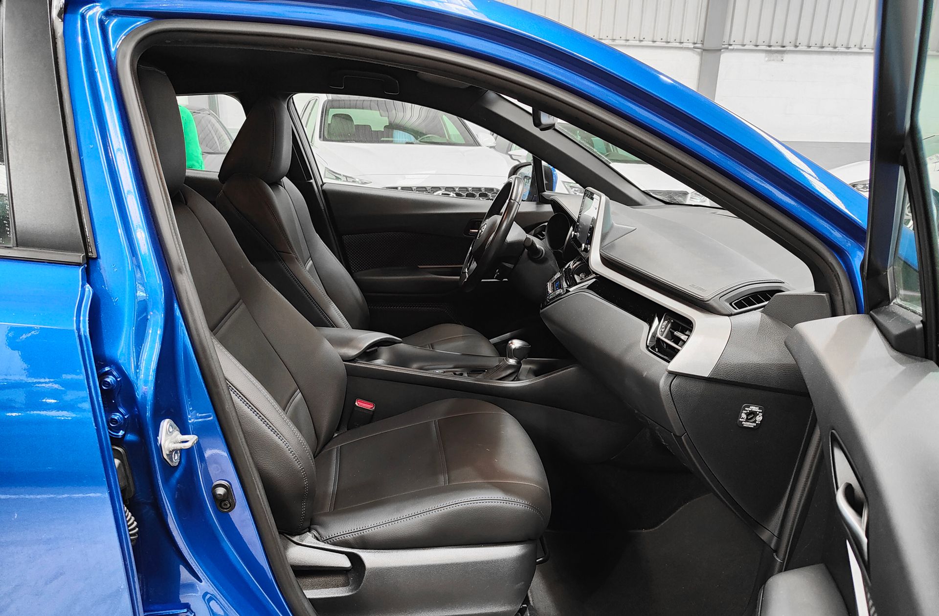 Toyota C-HR 1.8 125H Active - foto 16