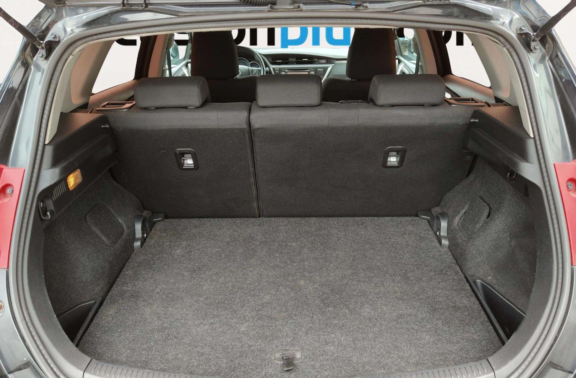 Toyota Auris 130 Active - foto 13