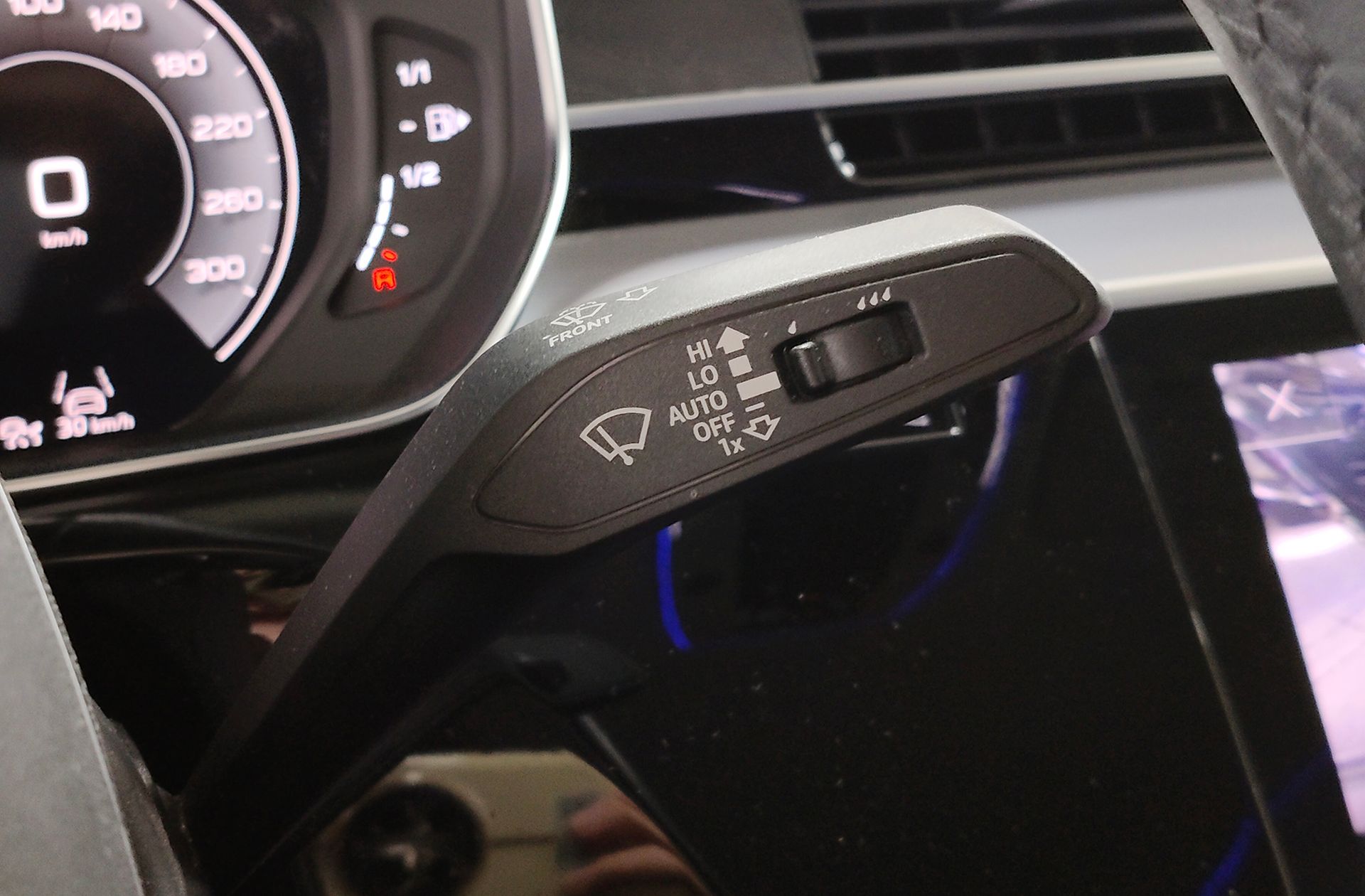 Audi A8 TFSIe 60 TFSIe quattro tiptronic - foto 32