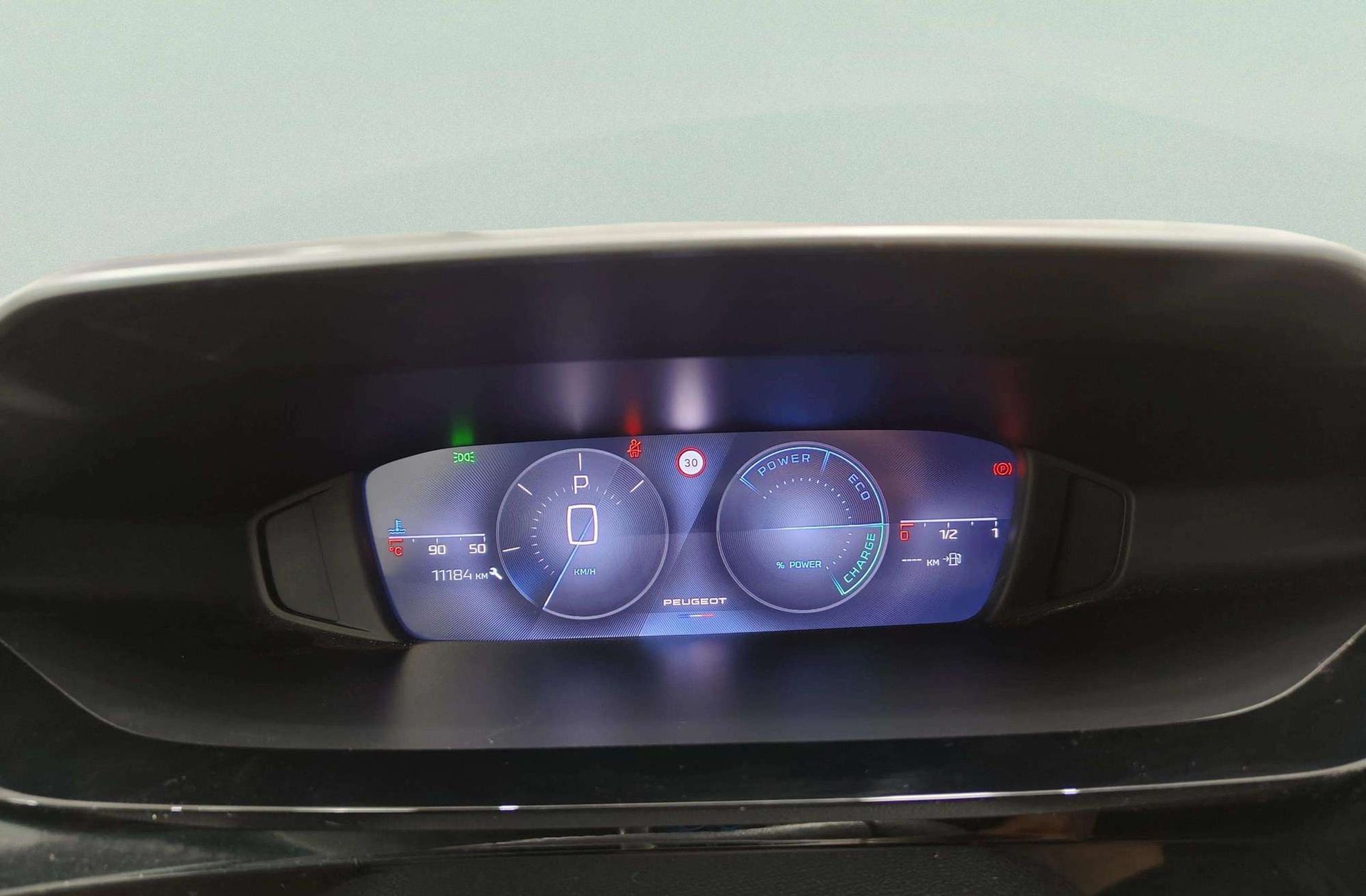 Peugeot 408 Allure Hybrid 145 eDCS6 - foto 25