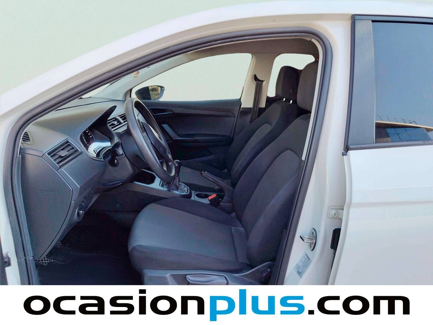 Foto asientos delanteros Seat Ibiza Seat Ibiza 1.6 TDI S&S Reference Plus (95 CV)