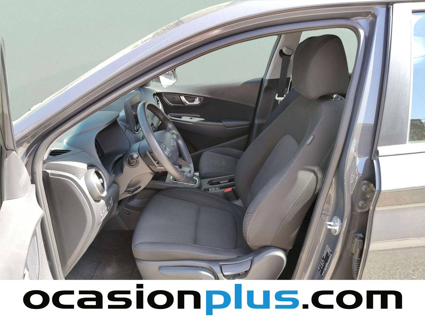 Foto asientos delanteros Hyundai Kona Hyundai Kona 1.6 GDI HEV Maxx DCT (141 CV)