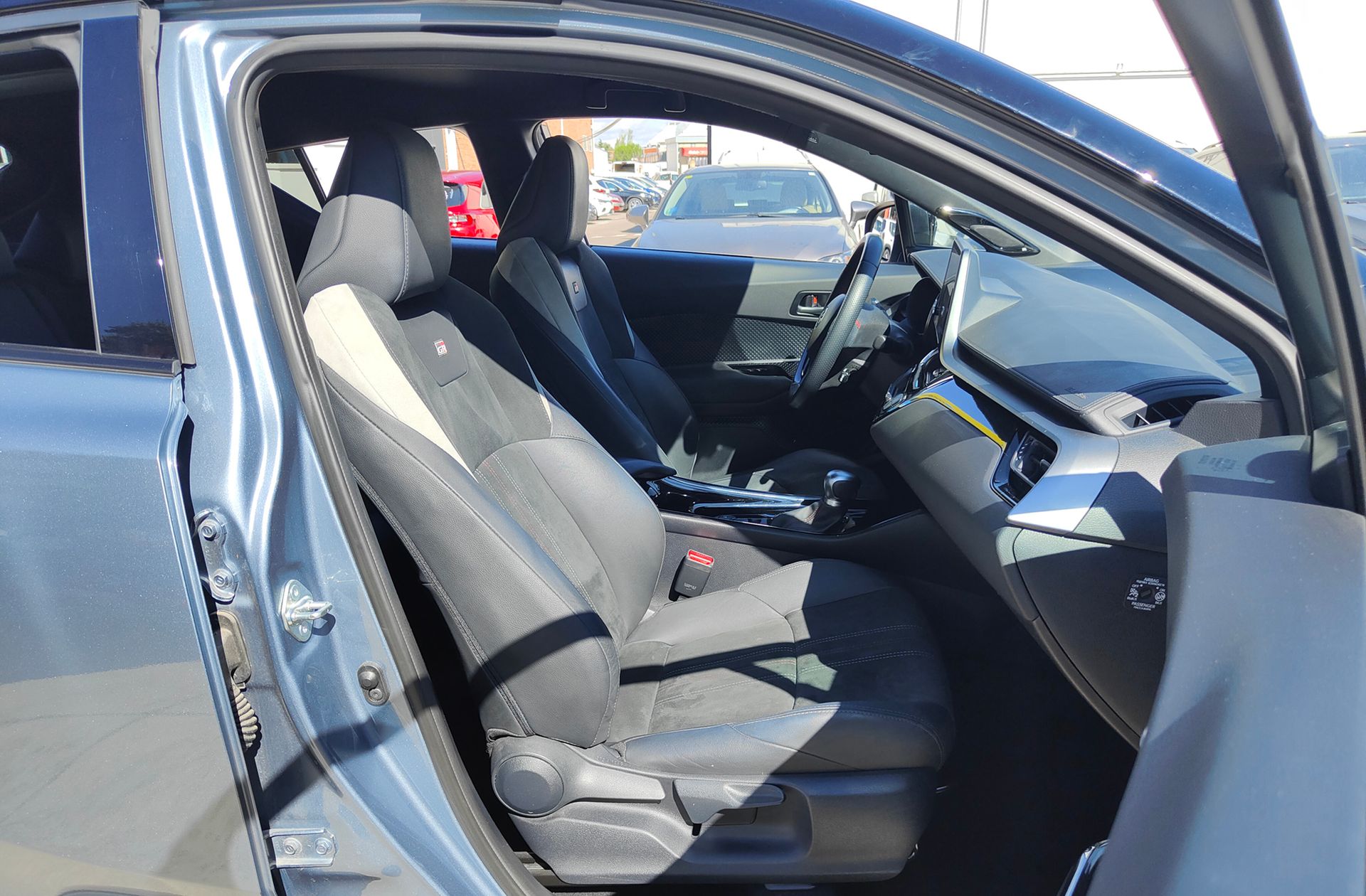 Toyota C-HR 180H GR Sport - foto 19