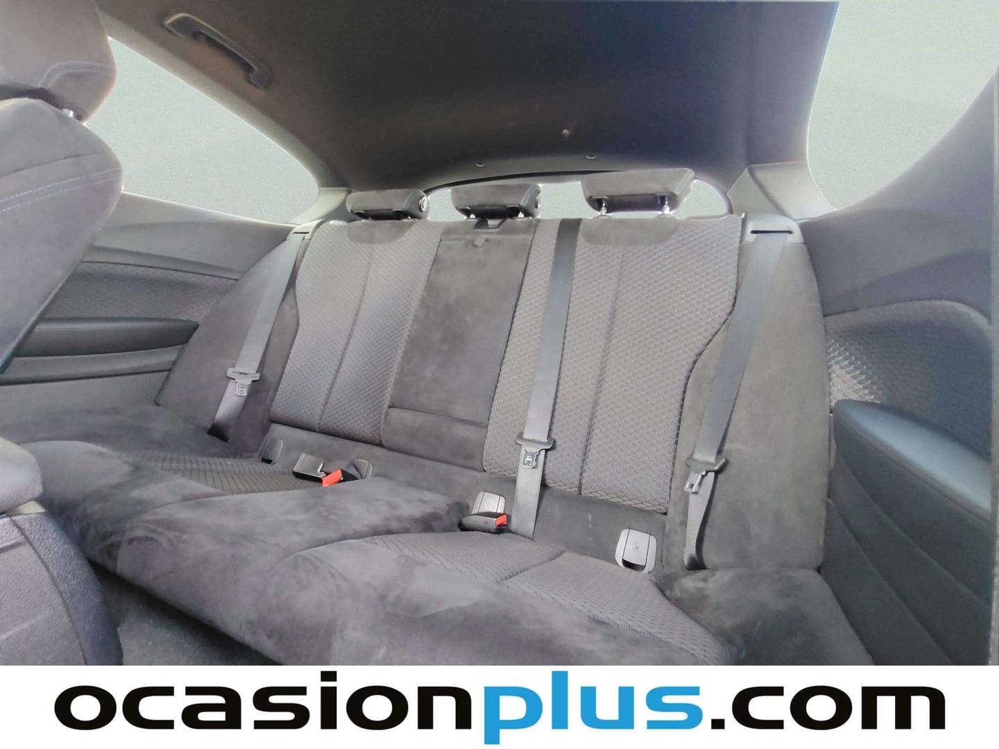 Foto asientos traseros BMW Serie 1 BMW Serie 1 120d (190 CV)Pack M