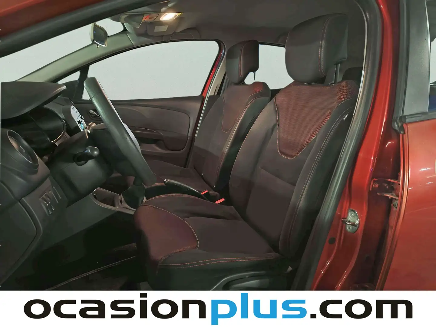 Foto Renault Clio Renault Clio 1.2 Authentique (75 CV)