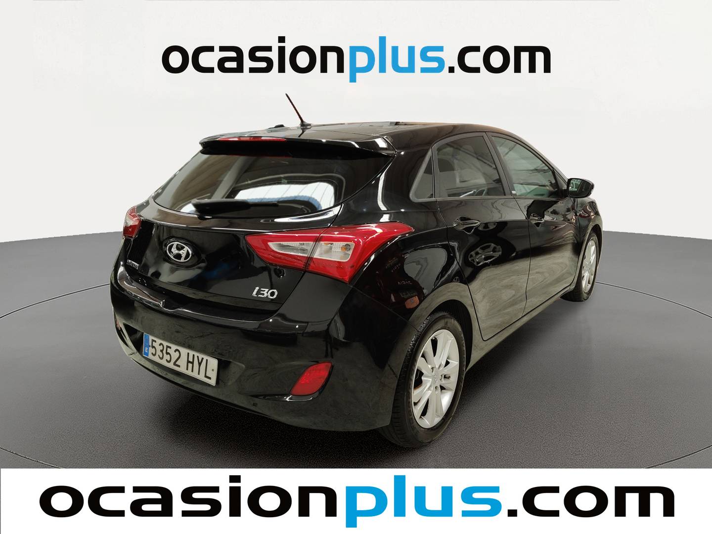 Foto trasera Hyundai i30 Hyundai i30 1.4 CRDI Go! (90 CV) derecha