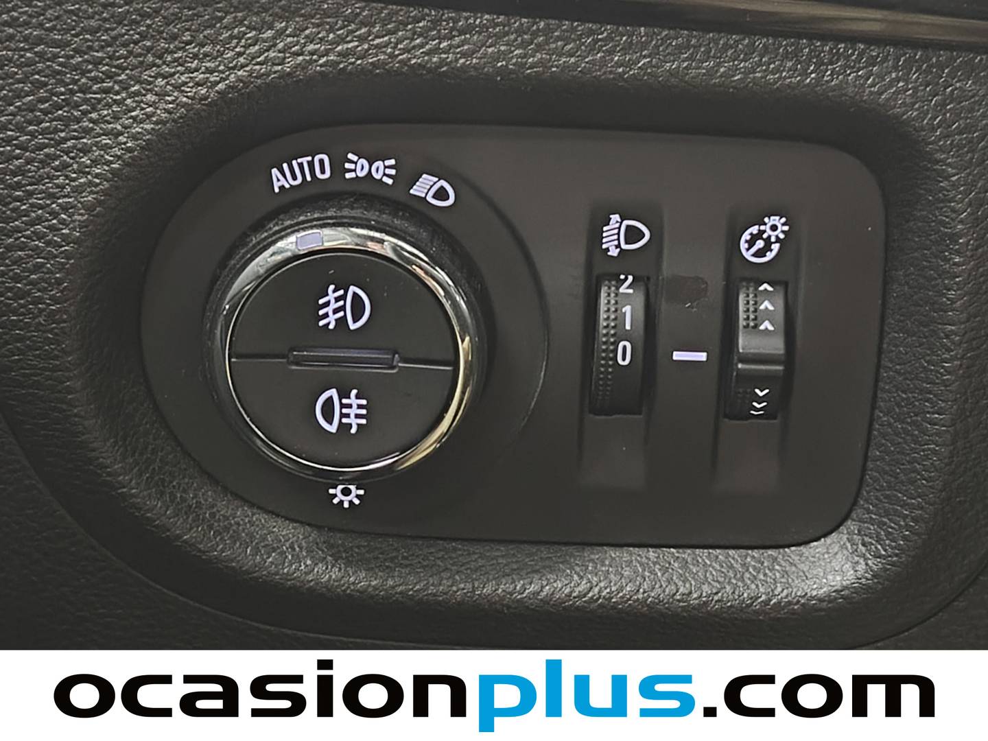 Extras del Opel Astra Opel Astra Sports Tourer 1.4 Turbo Dynamic (125 CV)