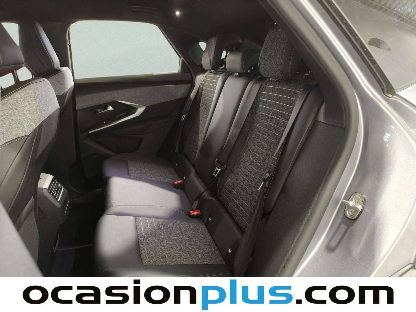 Foto asientos traseros Peugeot 3008 Hybrid Peugeot 3008 Hybrid 145 Allure eDCS6 (145 CV)