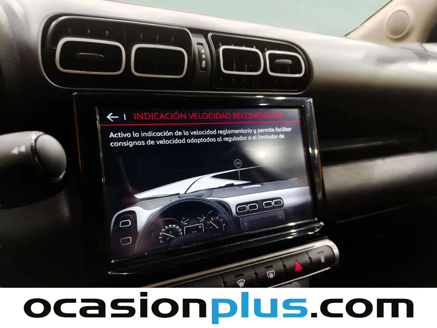 Foto Citroën C3 Aircross Citroen C3 Aircross PureTech 130 Shine Pack EAT6 (131 CV)