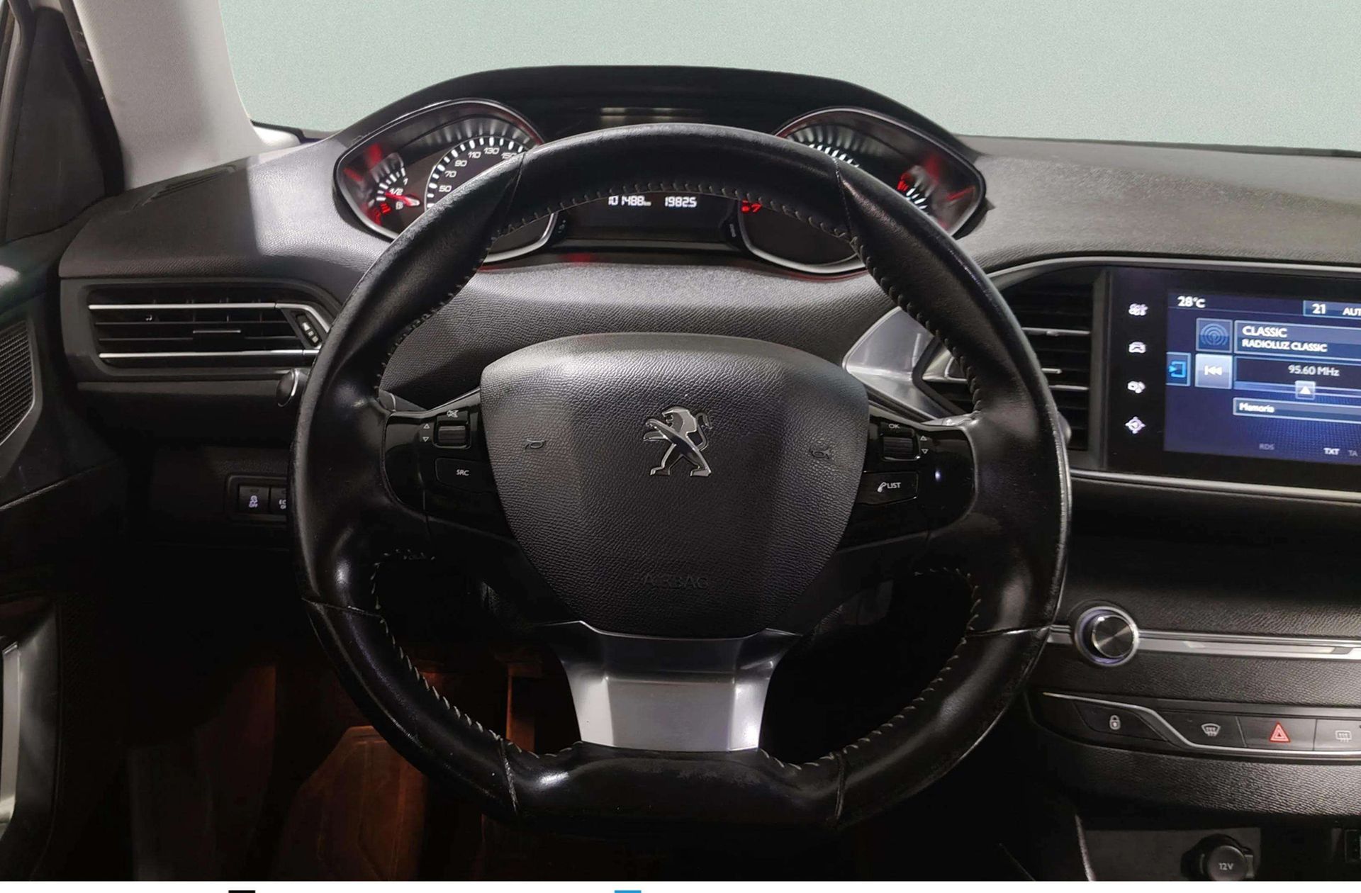 Peugeot 308 PureTech 130 Allure - foto 22
