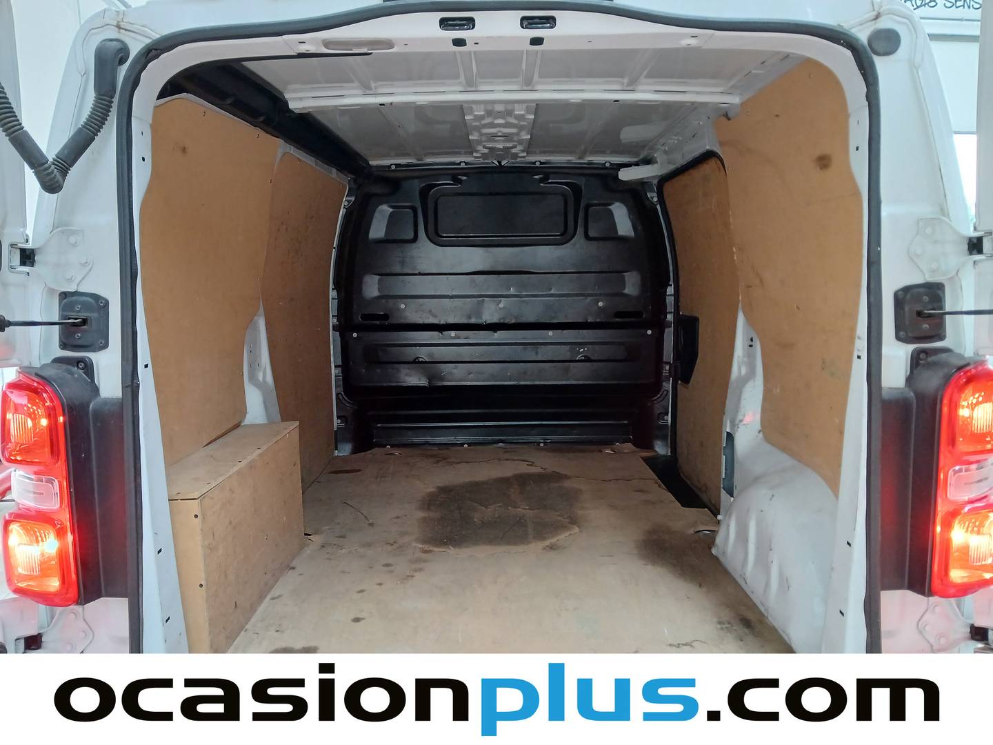 Foto asientos traseros Citroën Jumpy Citroën Jumpy Furgon BlueHDI 120 S&S Talla M (120 CV) 3 Plazas