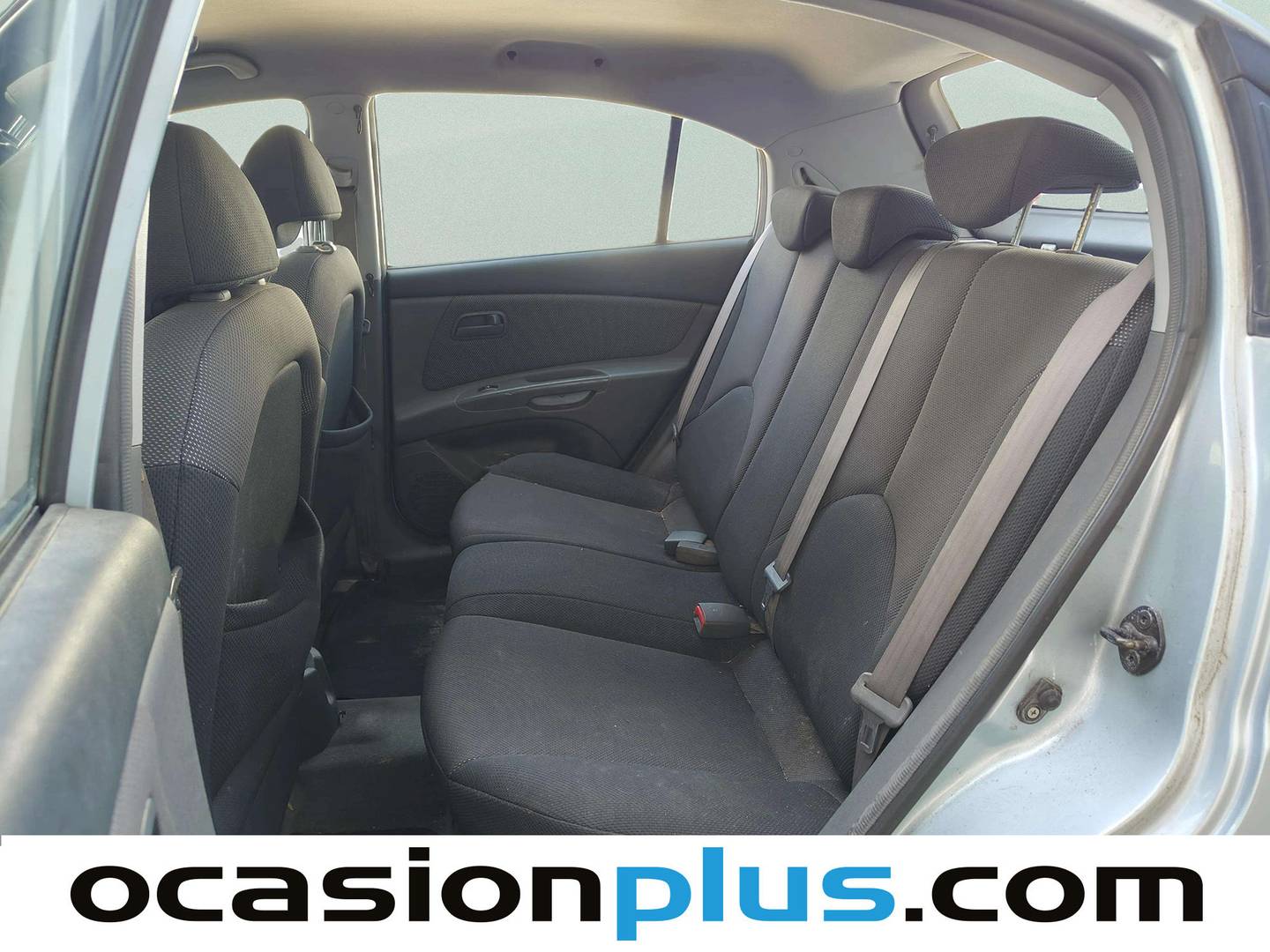 Foto asientos traseros KIA Rio KIA Rio 1.4 DOHC EXI (97 CV)