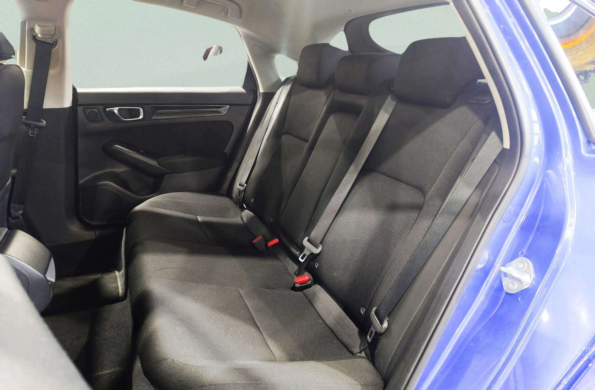 Honda Civic 2.0 i-MMD Elegance CVT - foto 15