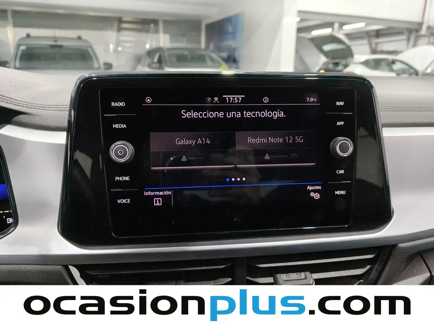 Foto Volkswagen T-Roc Volkswagen T-Roc Life 1.5 TSI  (150 CV)