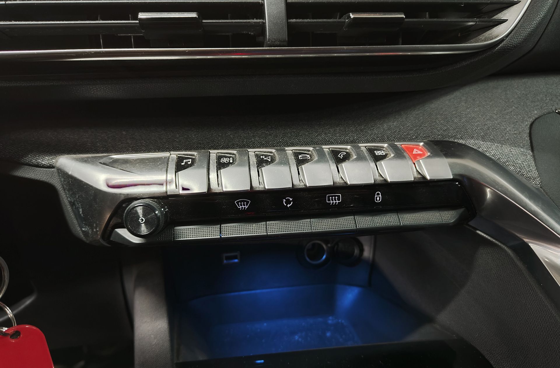 Peugeot 5008 PureTech 130 Allure 7 plazas - foto 31