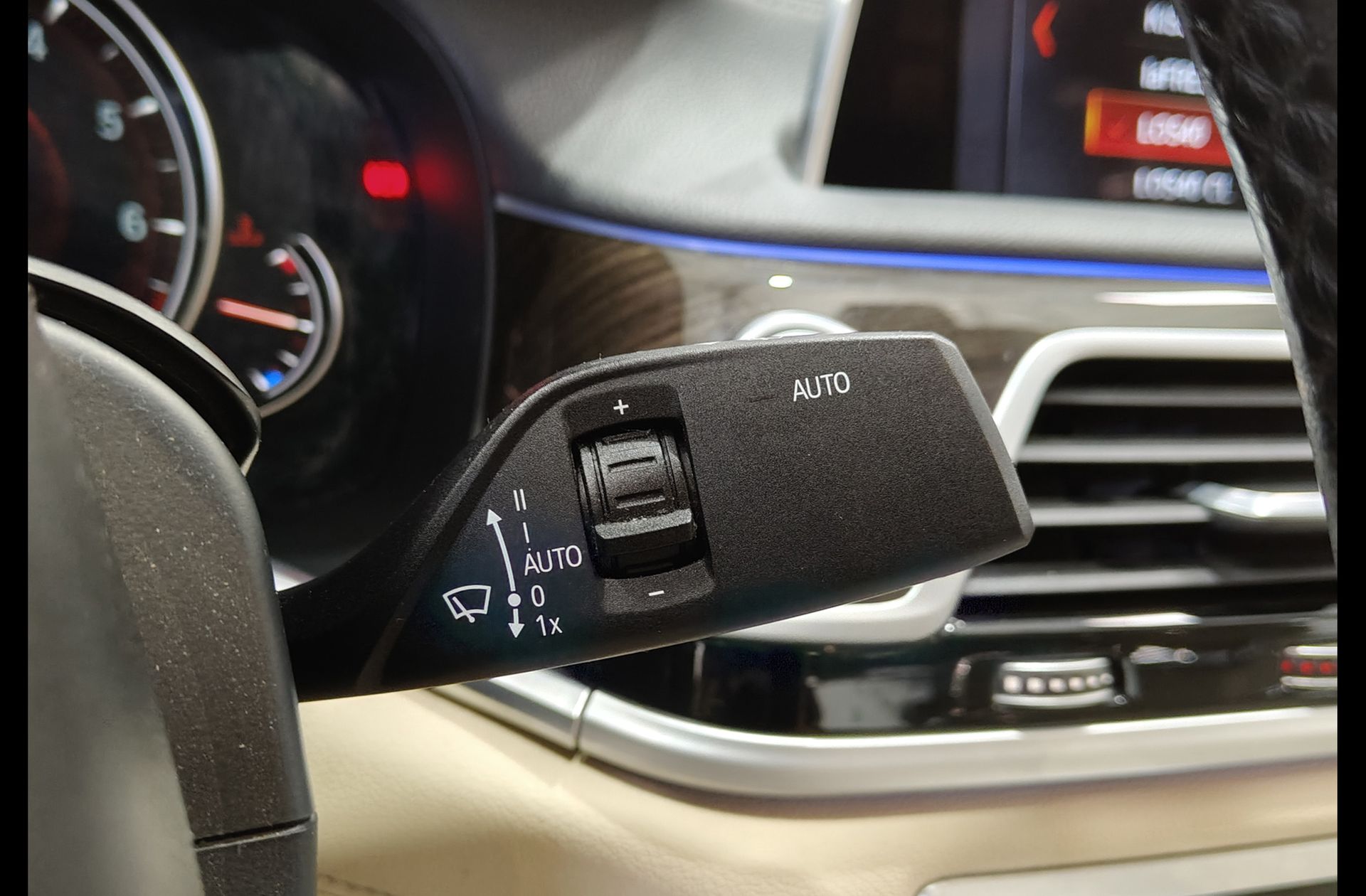 BMW Serie 7 750Li xDrive - foto 26