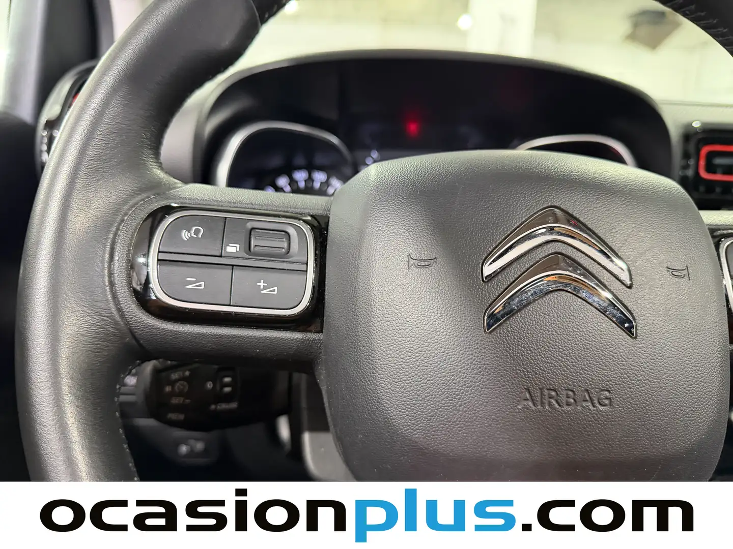 Foto Citroën C3 Aircross Citroen C3 Aircross PureTech 110 S&S Shine EAT6 (110 CV)