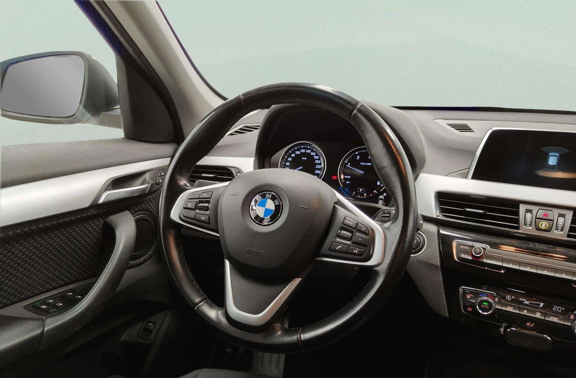 BMW X1 sDrive18d - foto 23