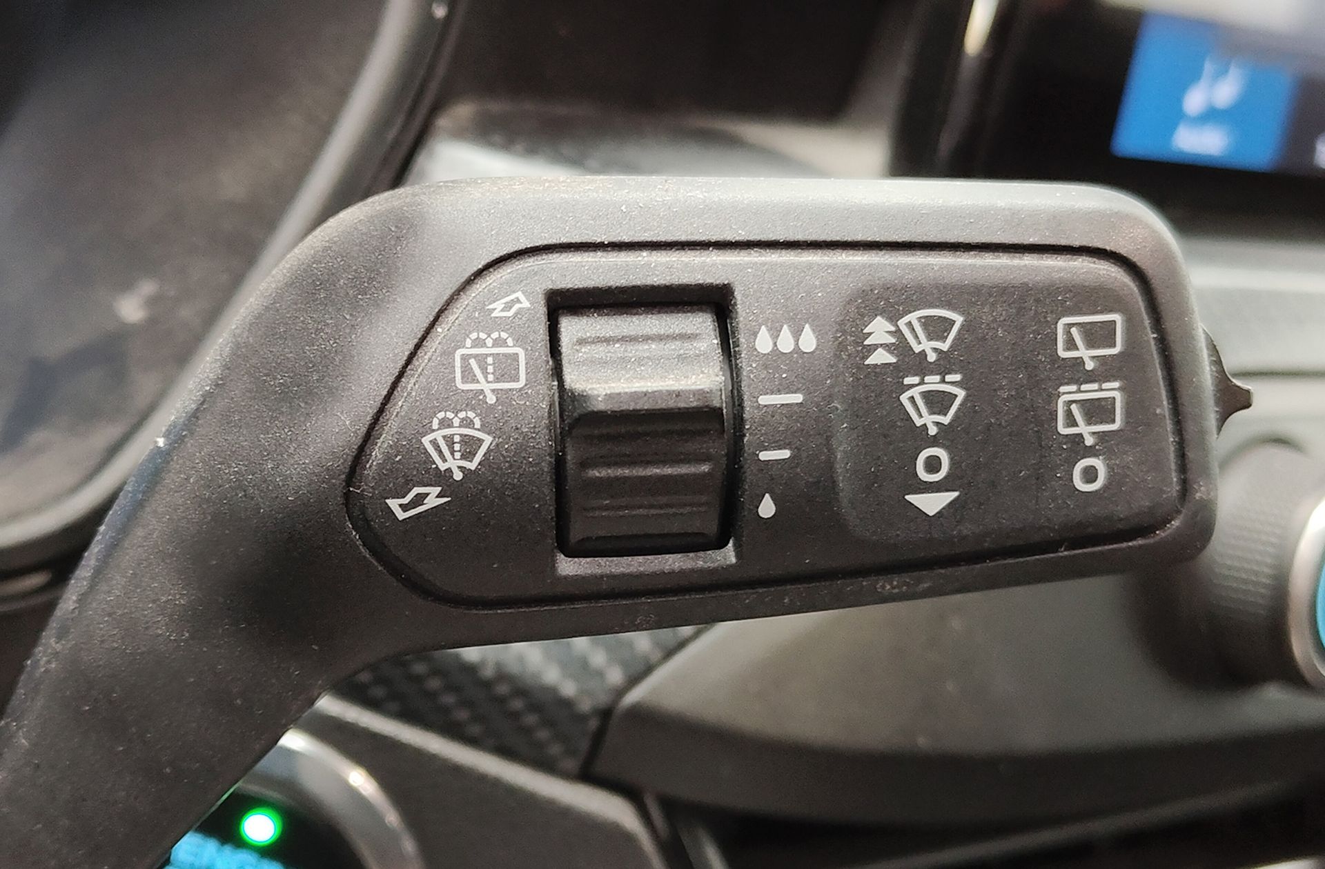 Ford Focus 1.0 EcoBoost ST-Line - foto 27