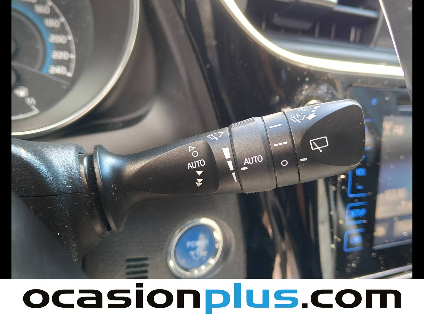 Equipamiento del Toyota Auris Toyota Auris 140H Hybrid Touring Sports Feel! (136 CV)