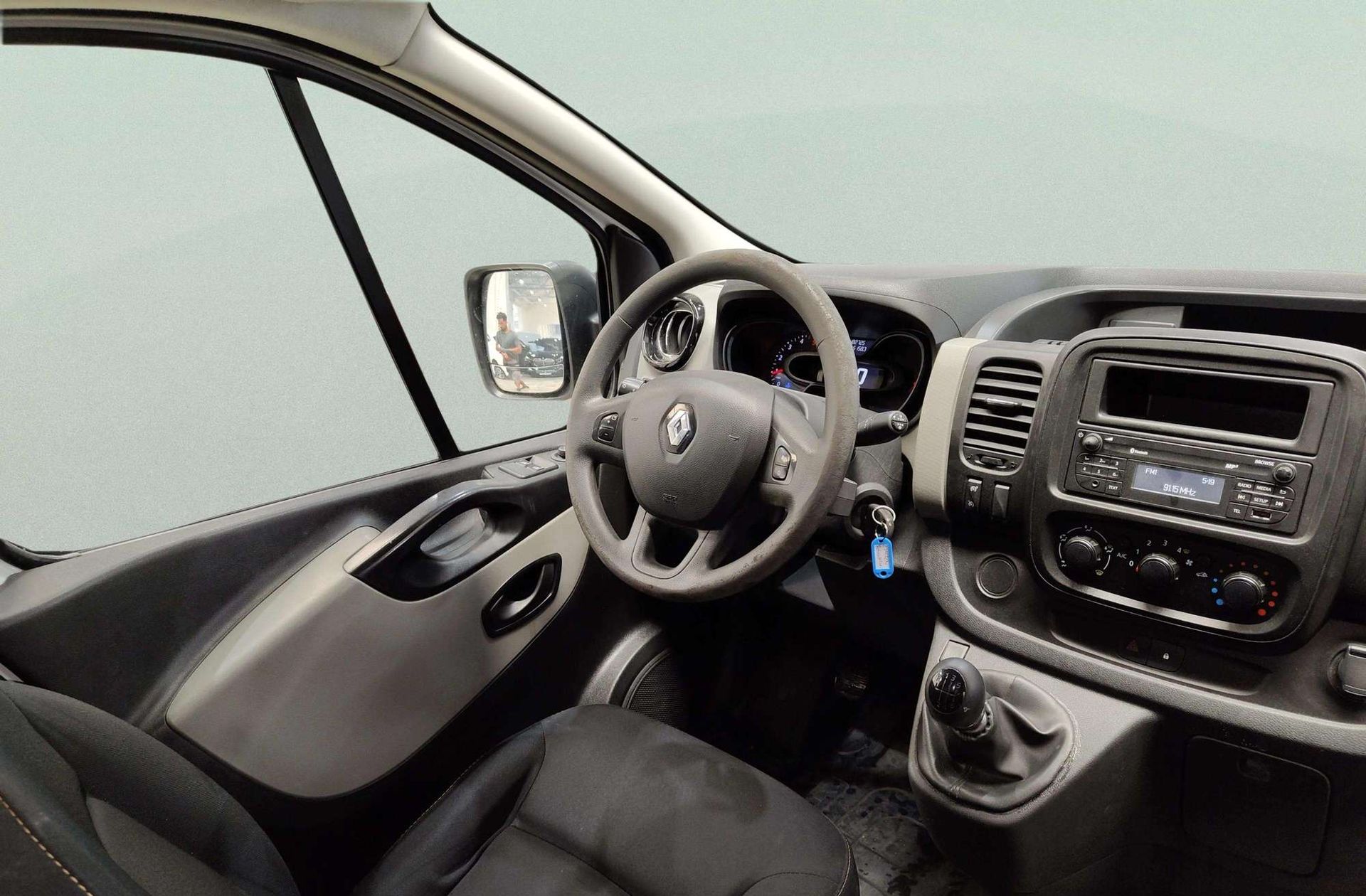 Renault Trafic Furgon Furgon 27 L1H1 dCi - foto 6