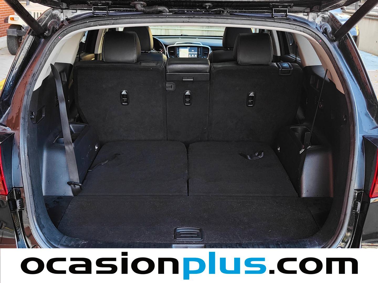 Fotos maletero KIA Sorento KIA Sorento 2.2 CRDi GT Line 4x4 Auto (200 CV) 7 Plazas