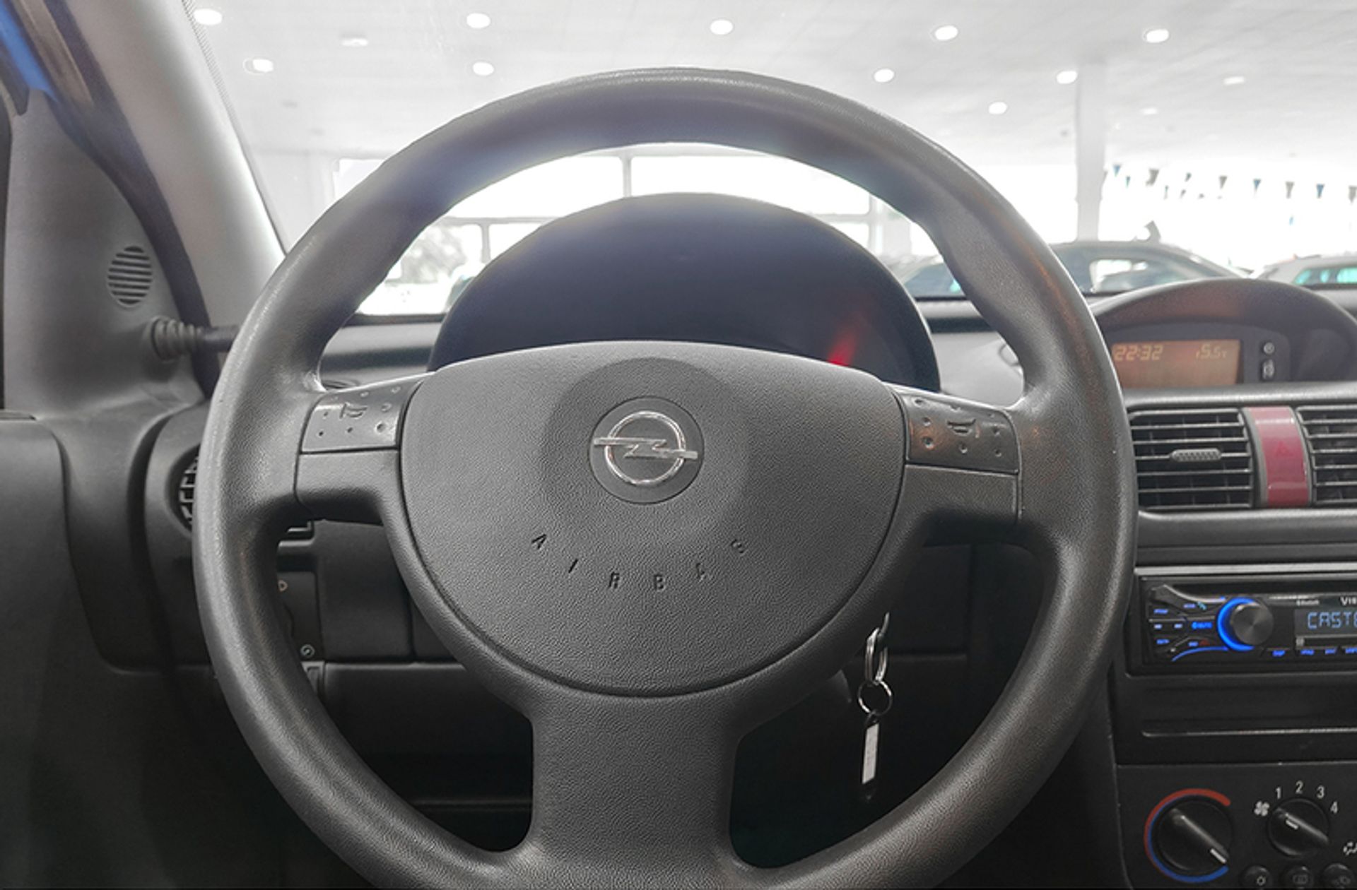 Opel Corsa 1.0 12v Club - foto 17