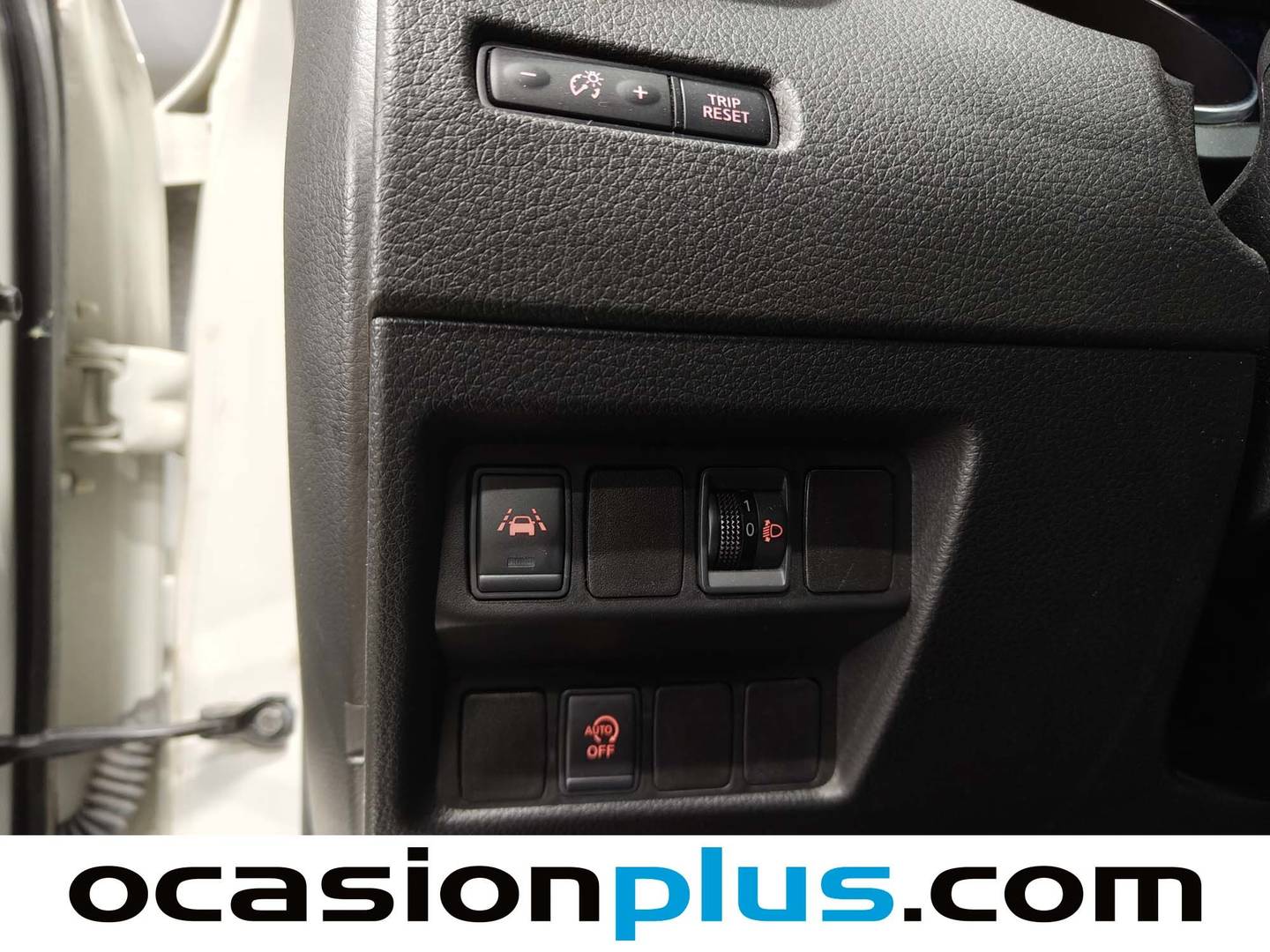 Accesorios del Nissan QASHQAI Nissan Qashqai dCi 115 N-Connecta (115 CV)