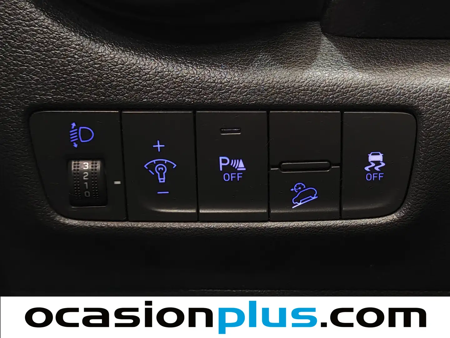 Foto Hyundai Kona Hyundai Kona 1.0 TGDi 48V Tecno 4x2 (120 CV)