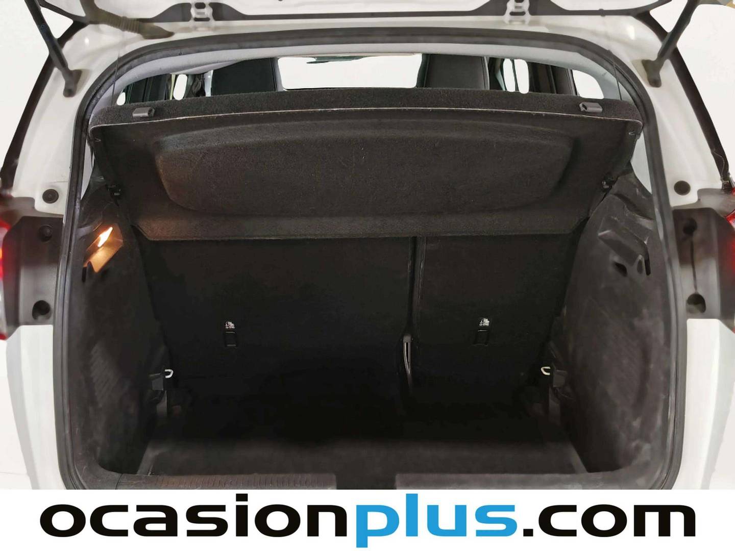 Fotos maletero Opel Crossland X Opel Crossland X 1.2 Innovation (130 CV)