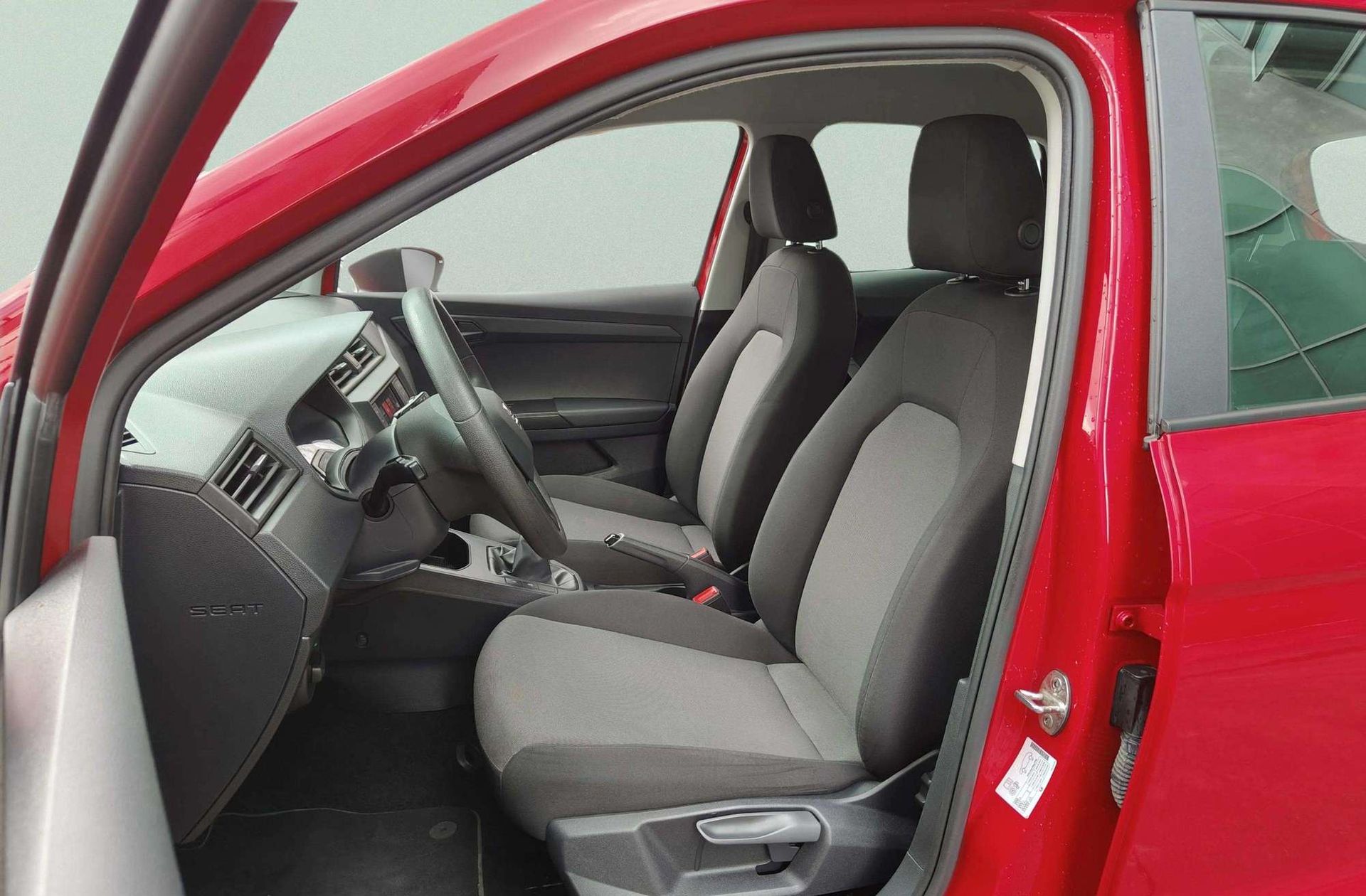 SEAT Arona 1.0 TGI GNC Reference Edition - foto 10