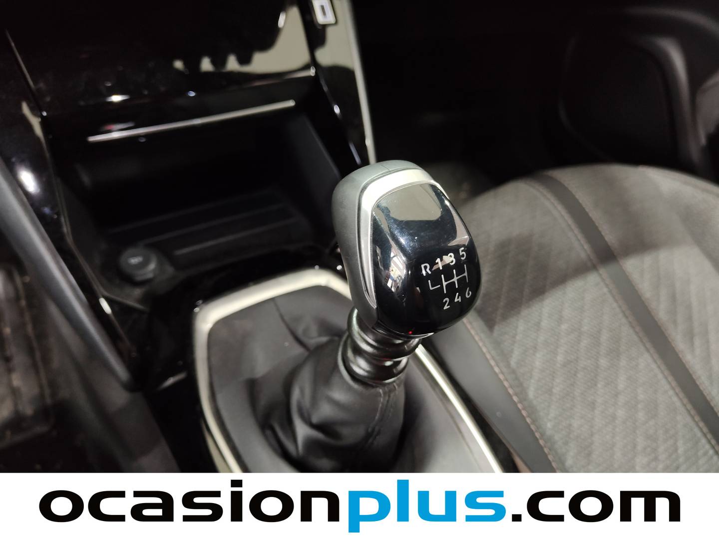 Foto Peugeot 2008 Peugeot 2008 PureTech 100 S&S Allure (100 CV)