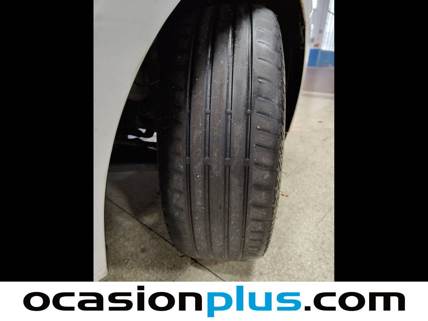 Foto Ford Ka+ Ford Ka+ 1.2 Ti-VCT White Edition (85 CV)