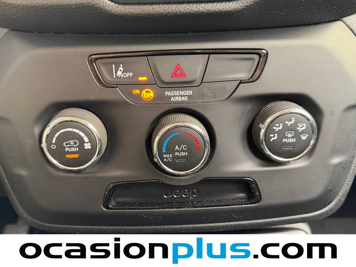 Acabados Jeep Renegade Jeep Renegade 1.0G Sport 4x2 (120 CV)