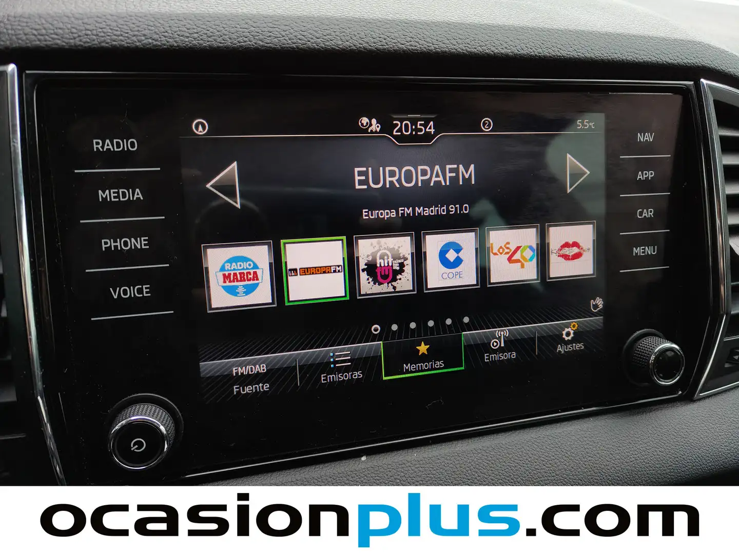 Foto Skoda Karoq Skoda Karoq 1.5 TSI ACT Ambition (150 CV)